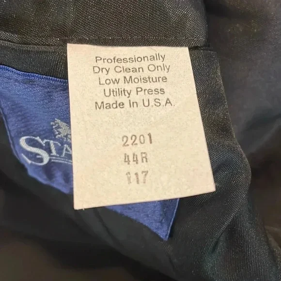 STAFFORD Mens 44R Black Blazer, Excellent Condition - Picture 6 of 6